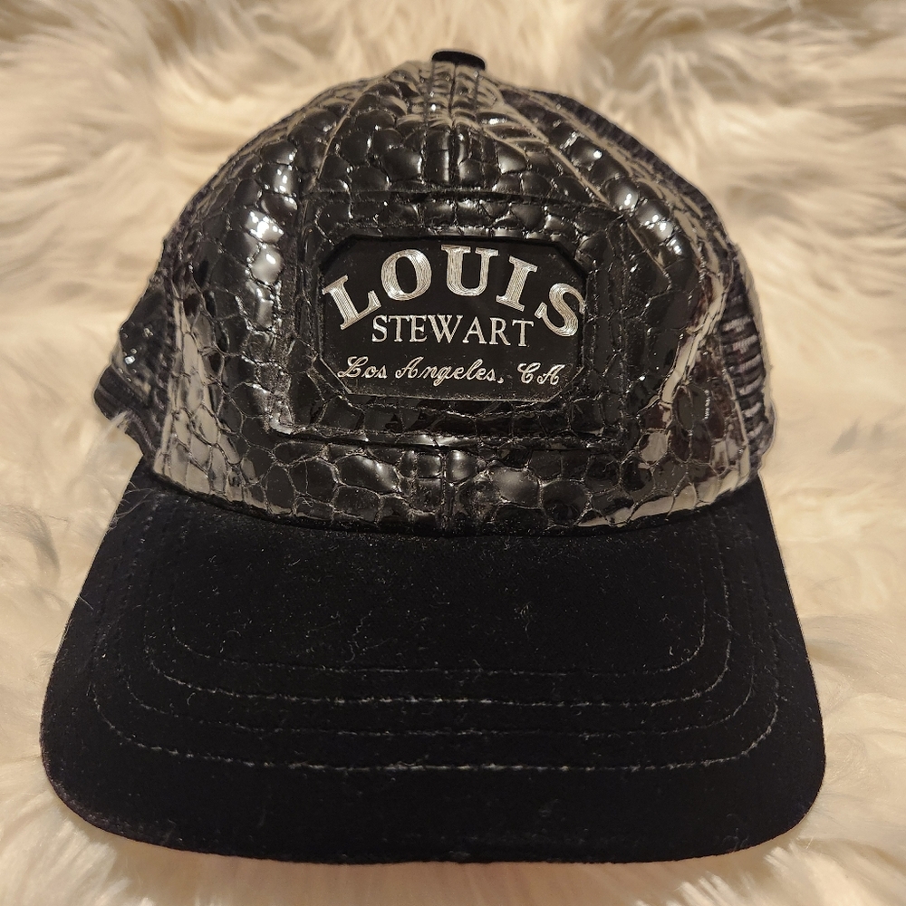Louis Stewart Women's Black Leather & Suede Hat Cap Red Snapback